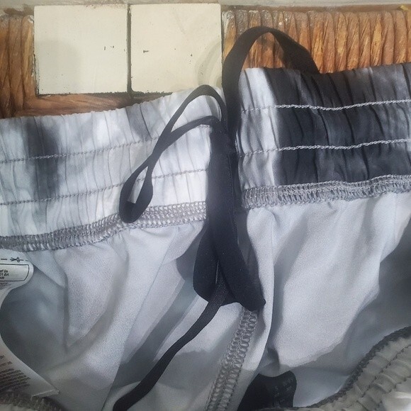 Adidas xray pacer Aeroready shorts small - Picture 7 of 8